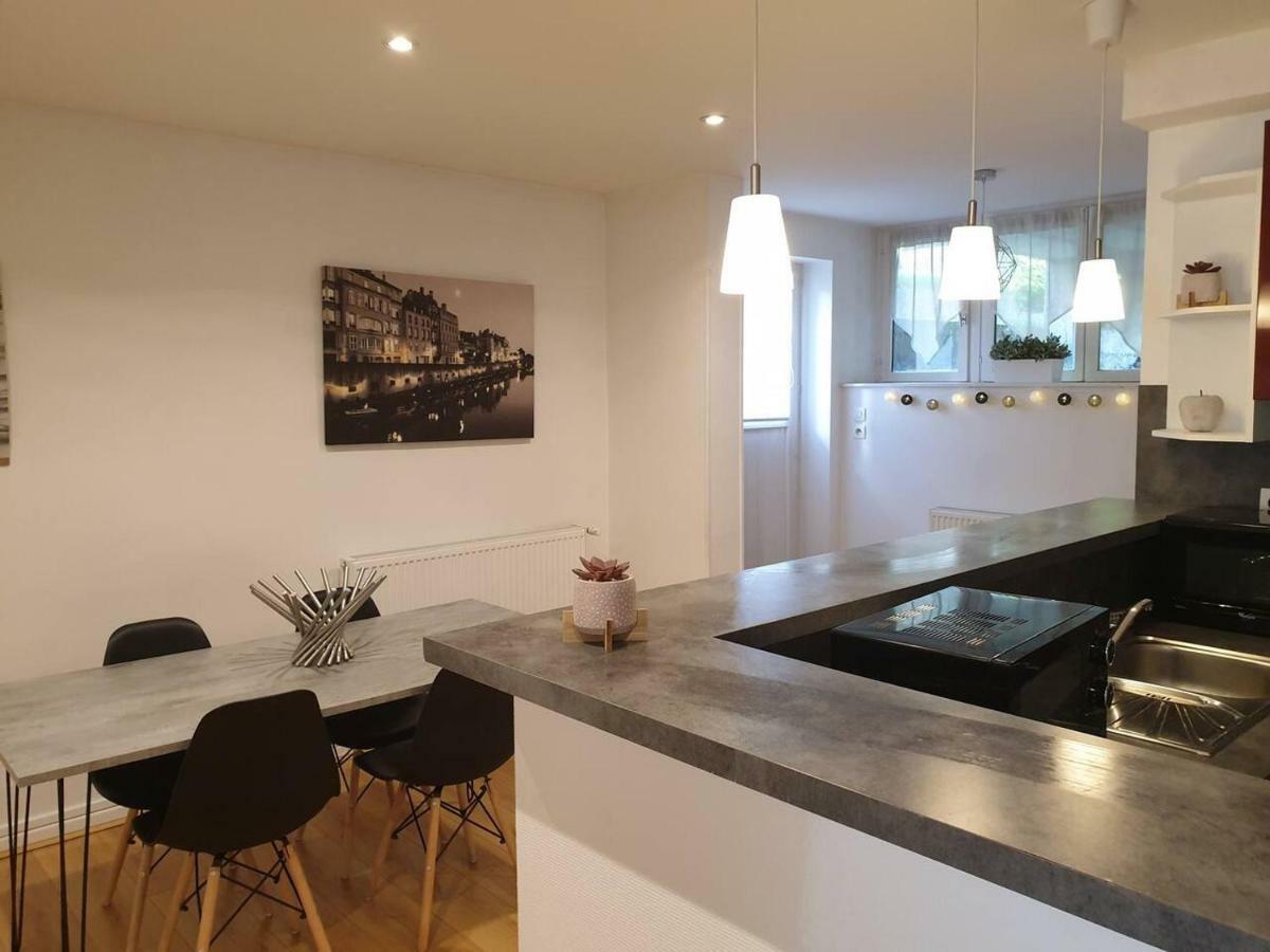 Comme chez soi à Metz Apartamento Exterior foto